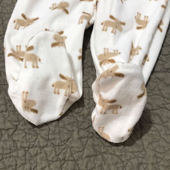 Carter’s  foodies fleece pajama Size 9 month .     A292 - Picture 3 of 4